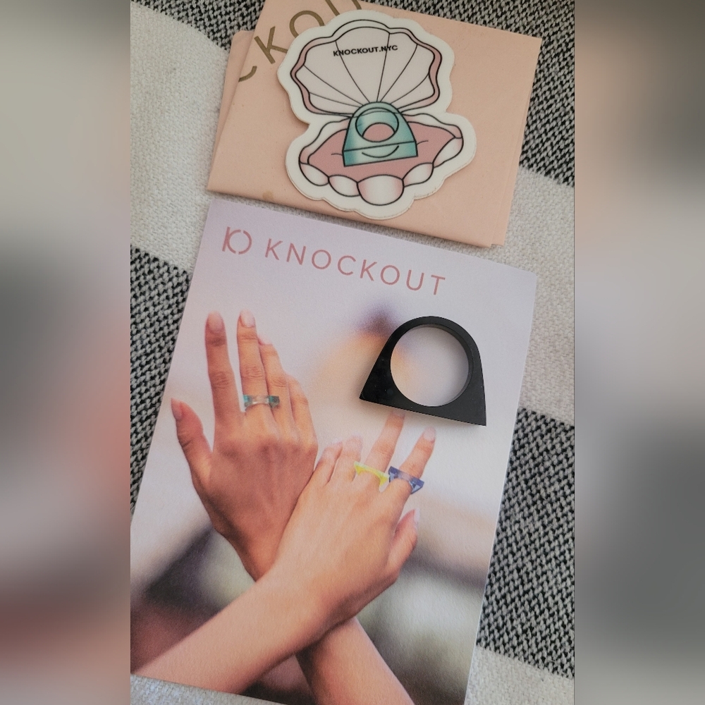 Knockout Black Ring